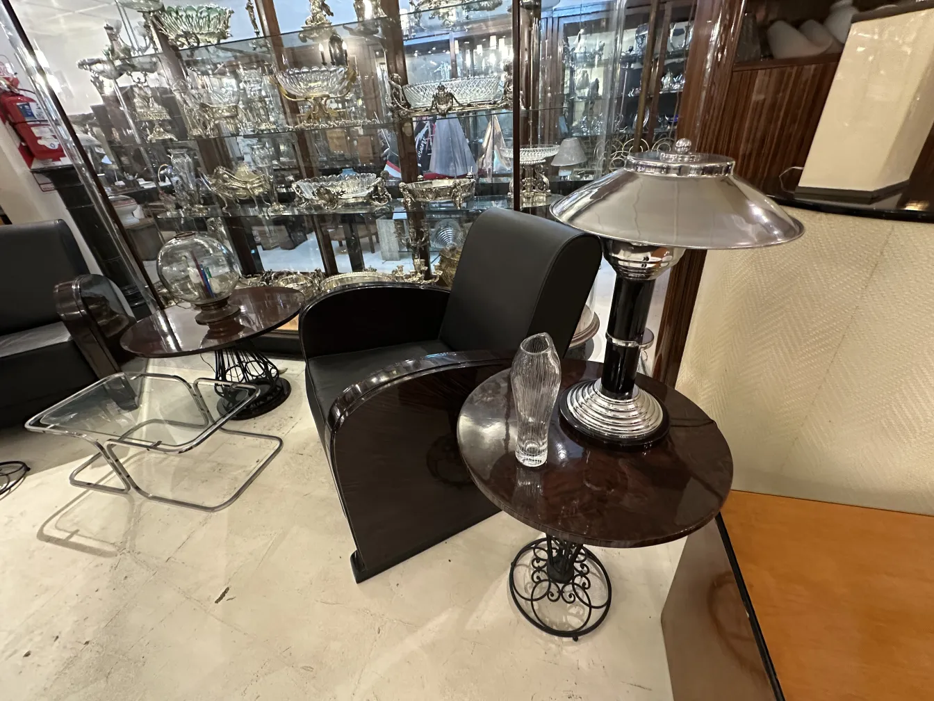elegante vidro antigo assinado por tapio wirkkala em forma estilizada