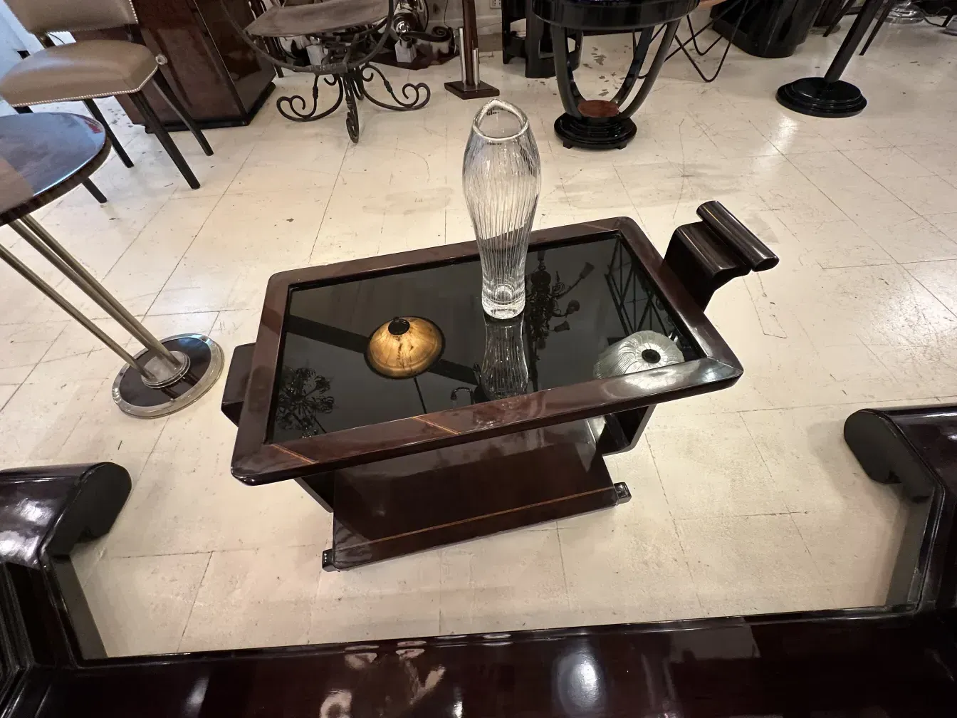 elegante vidro antigo assinado por tapio wirkkala em forma estilizada
