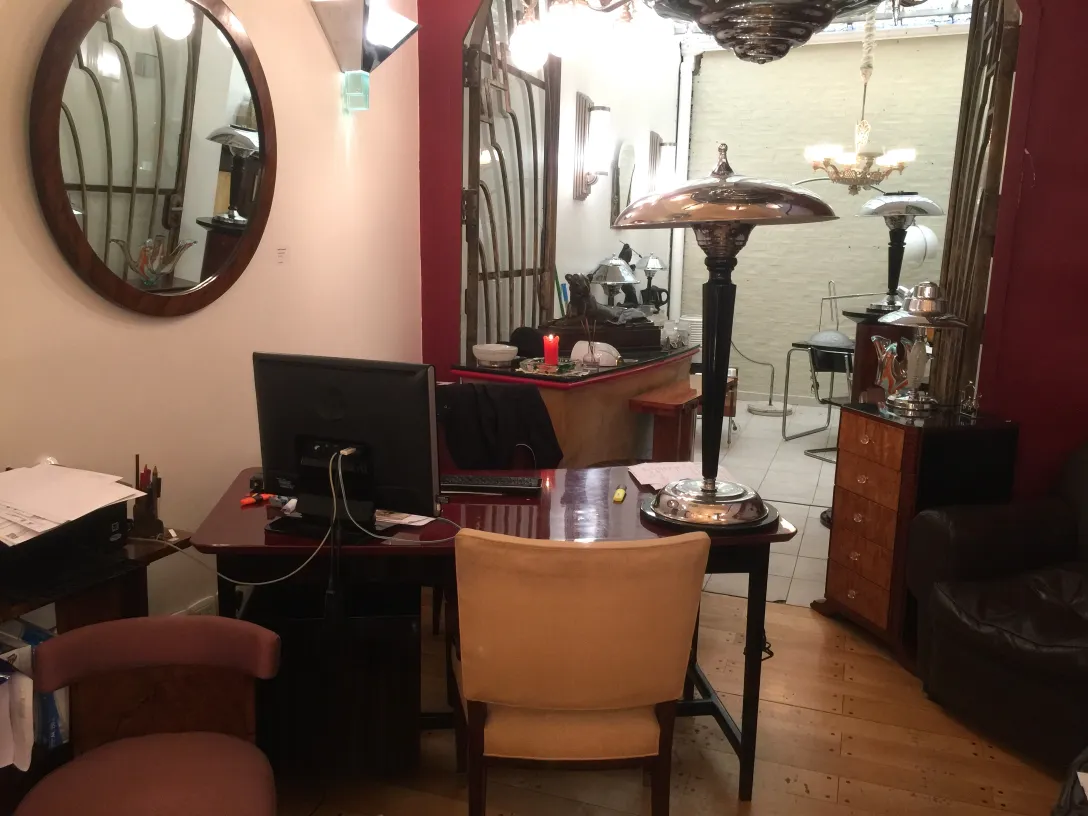 Antique decorative mirror in a cozy and elegant setting