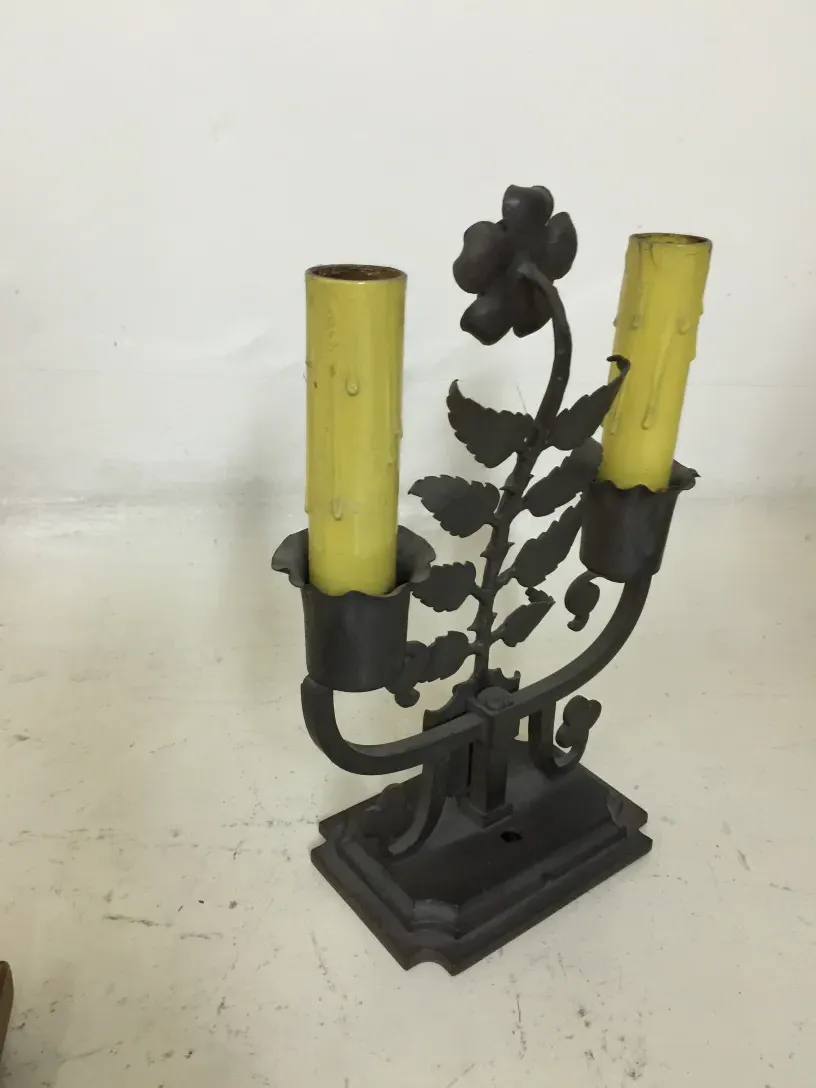 luminária de mesa com duas luzes em forma de flor, antiga