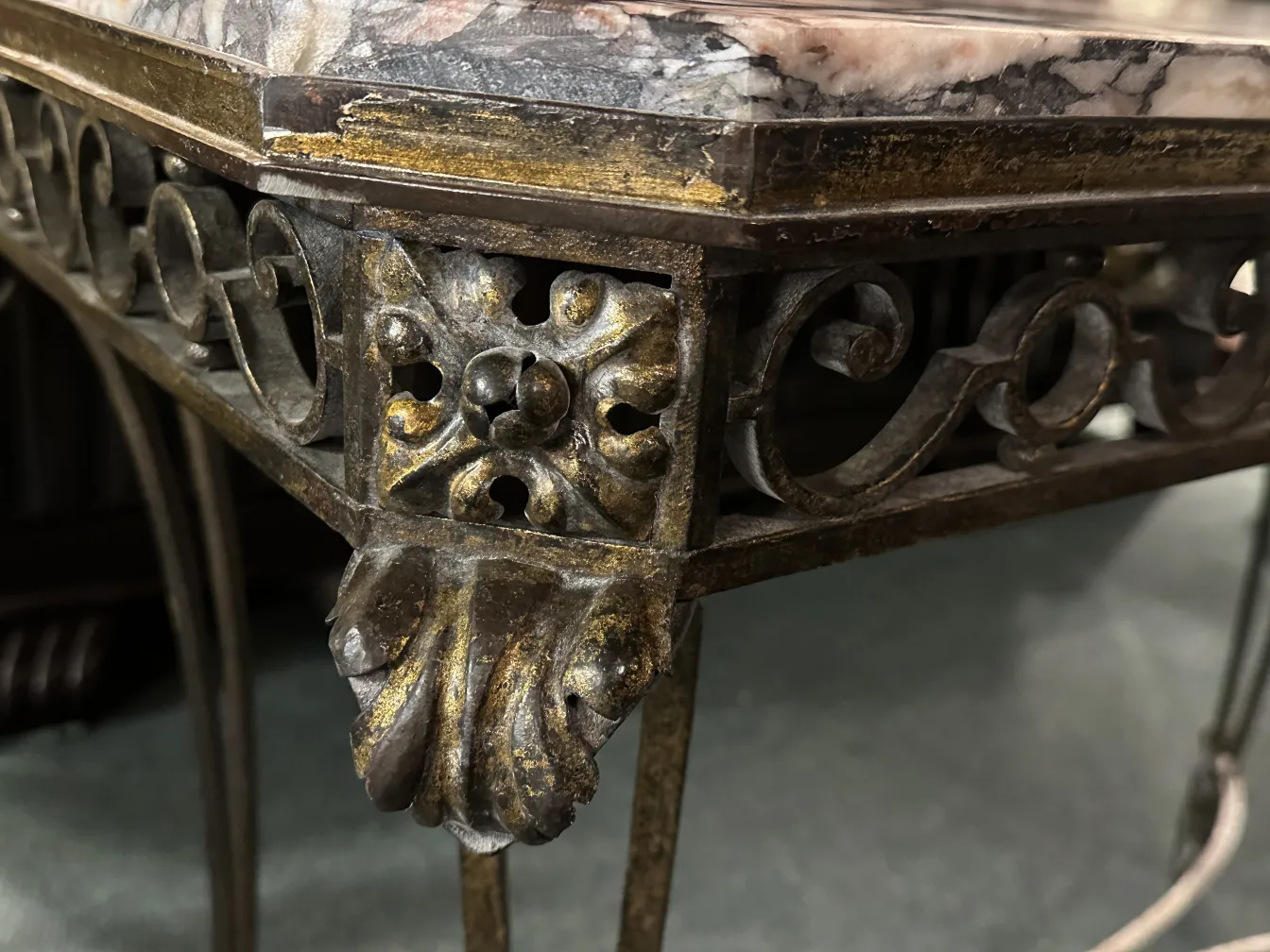 golden details and floral pattern on the console
