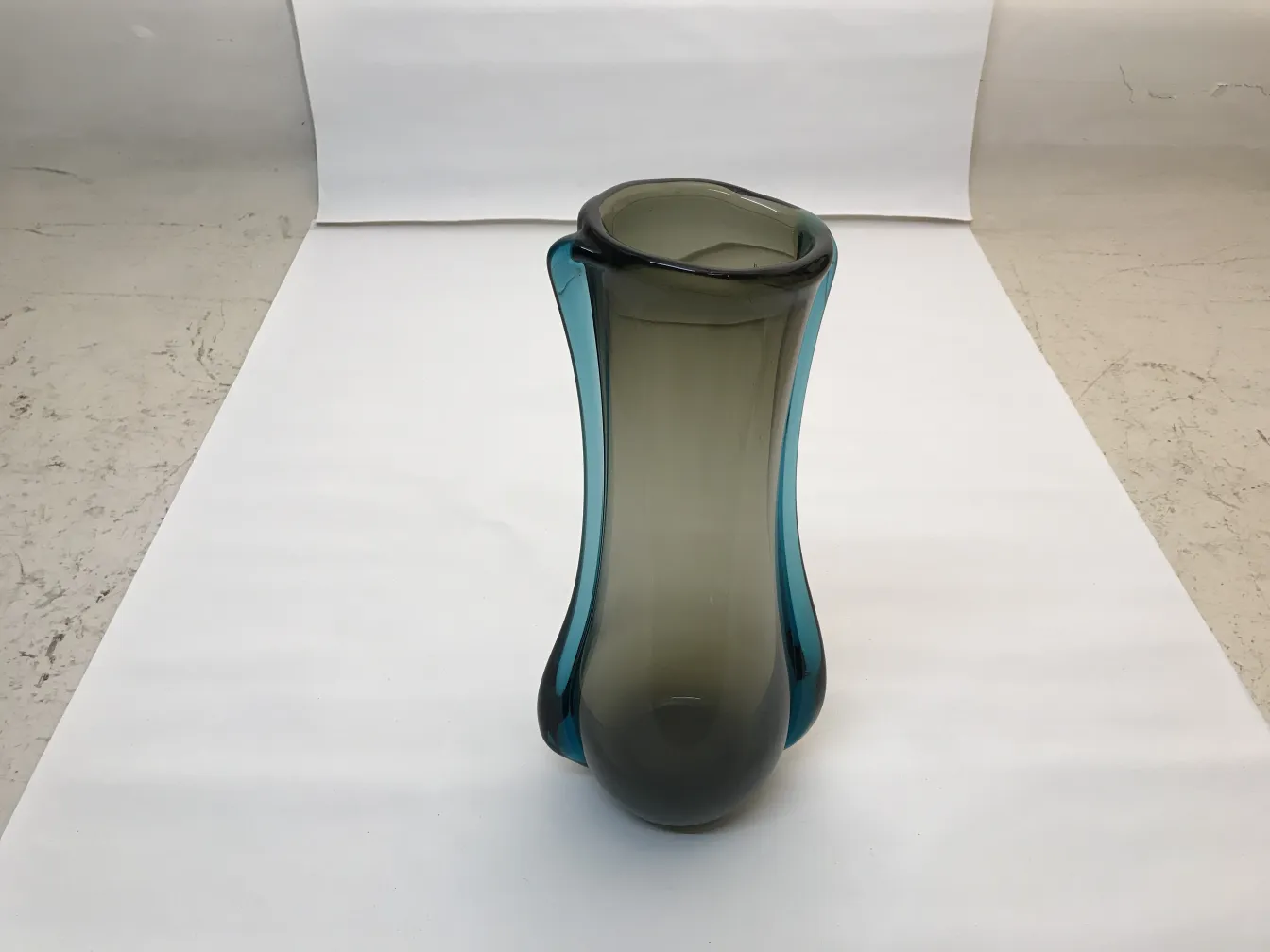 elegant and colorful antique murano vase design