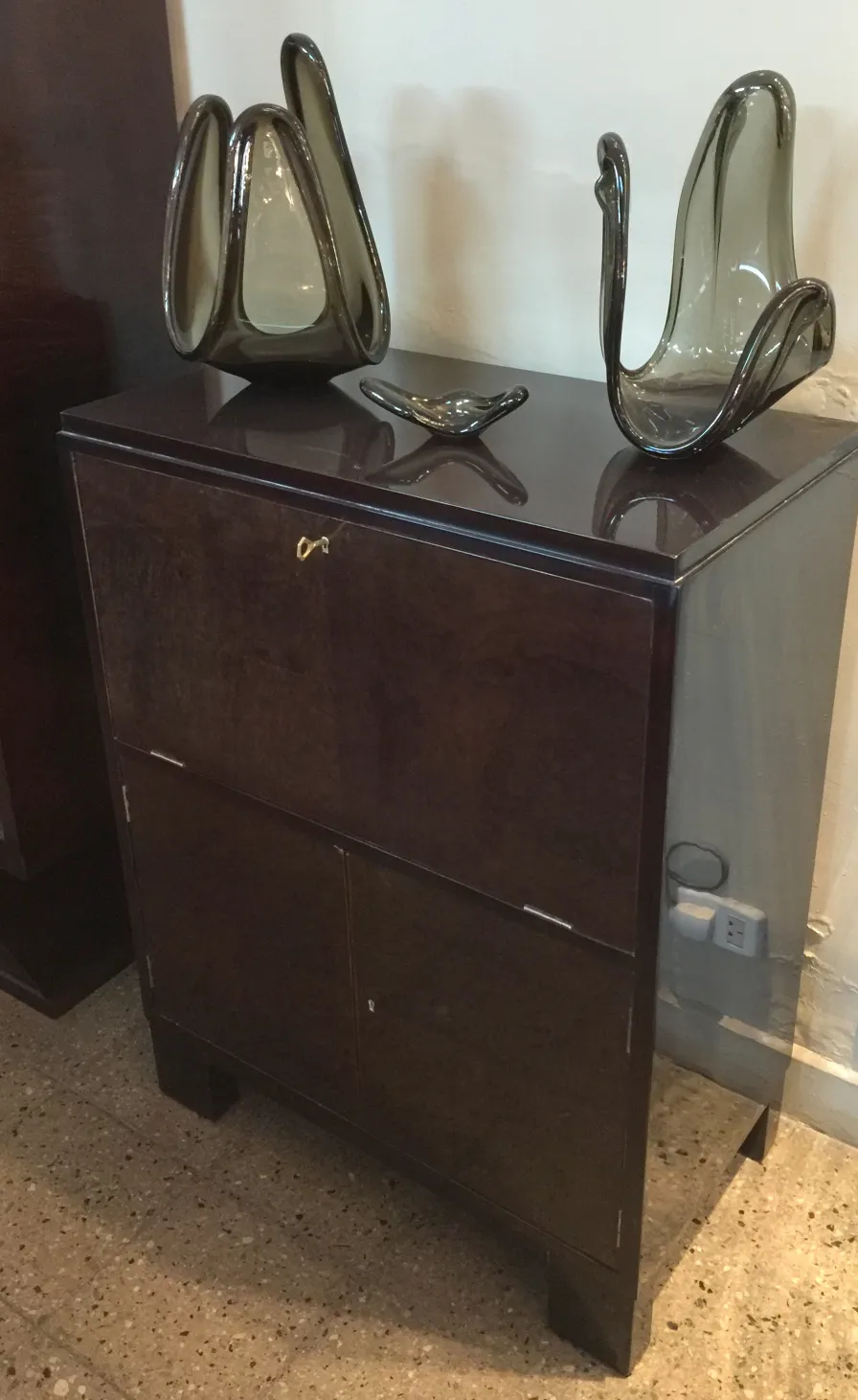 Two pieces of antique murano glass on the table