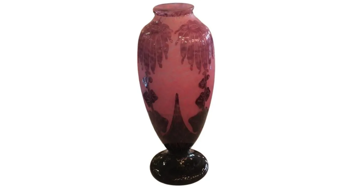Antique vase with floral decoration, signed Le Verre in shades of pink.