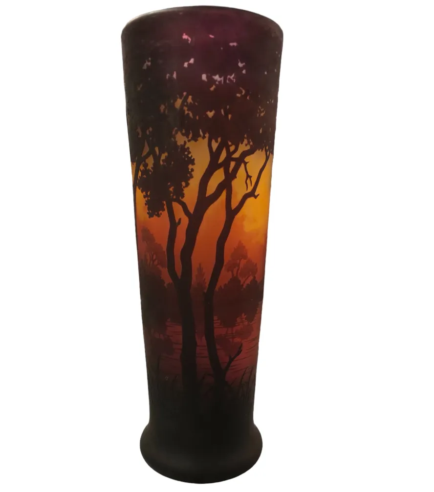 ग्लास पर हस्ताक्षरित दाऊम नैंसी की प्राकृतिक दृश्य