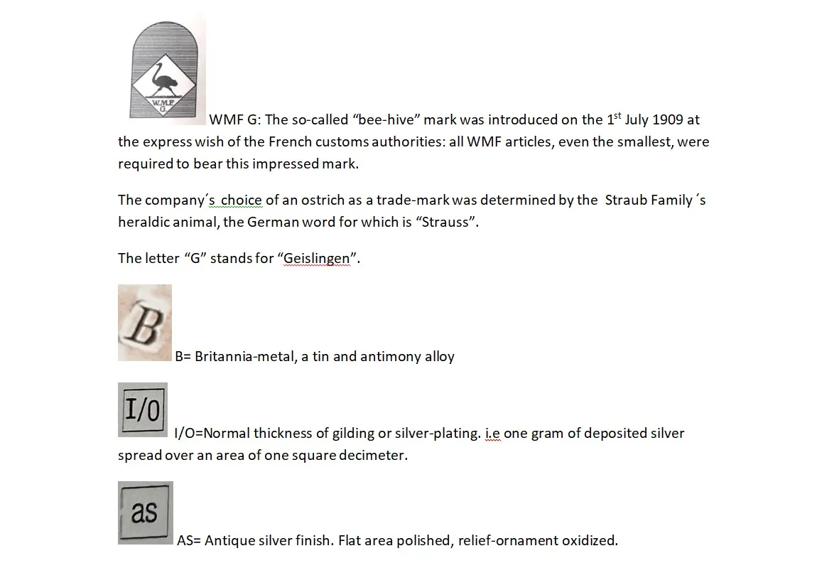 2 个古董水瓶 wm f 的图片，背景中性