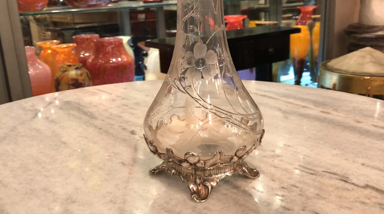 古董，2个WMF水瓶，展现优雅的设计和独特的细节。