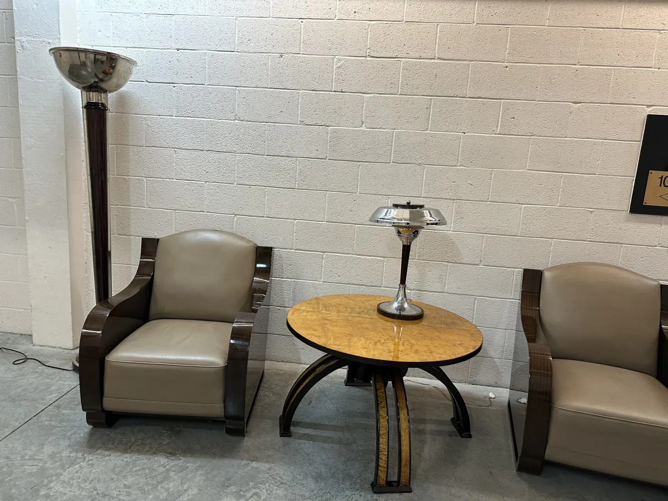 antique coffee table with elegant style and modern lamp