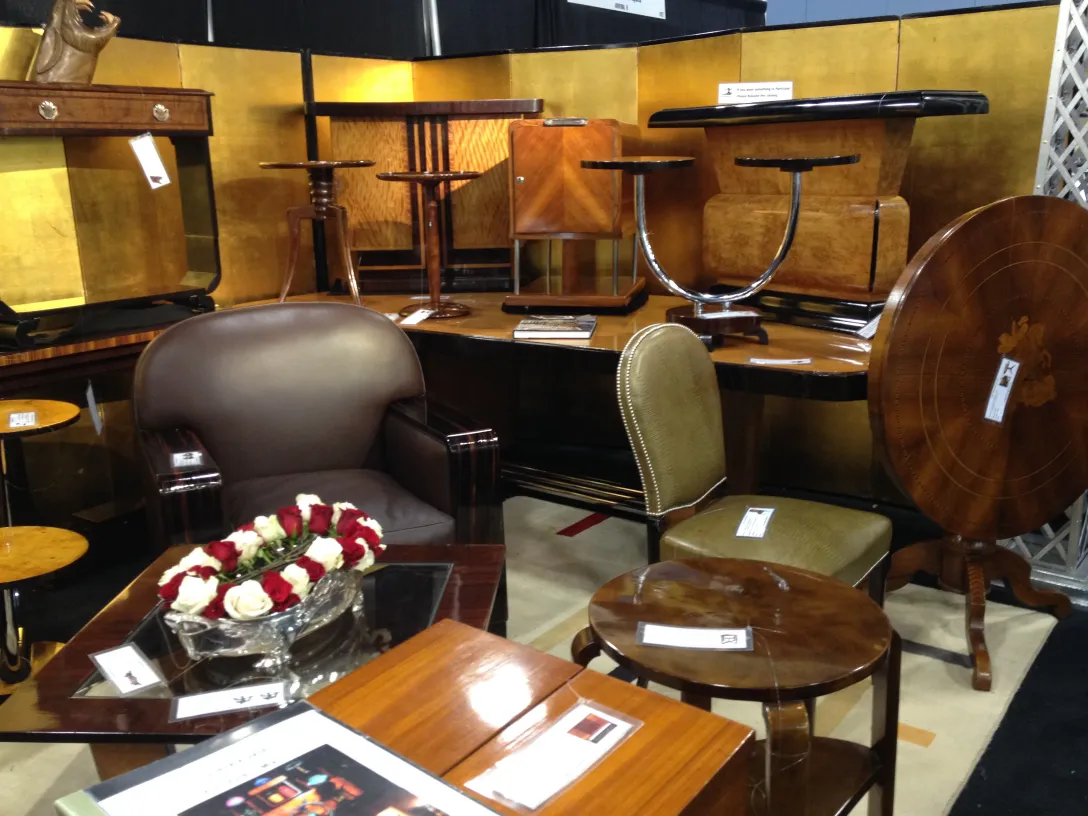 antique Gallia centerpiece with flowers in a chic setting