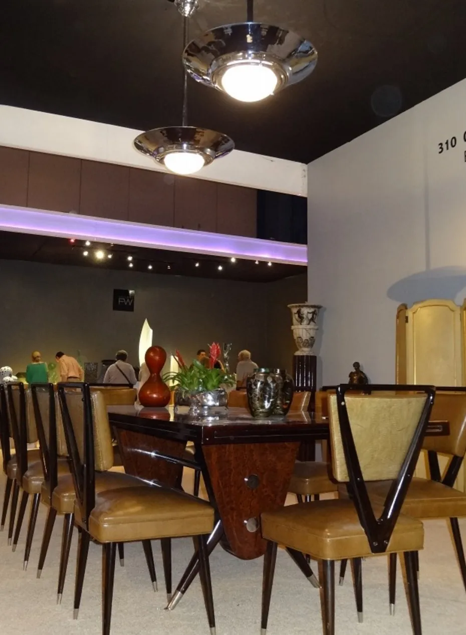 Antique dining table by Carlo Mollino for 10 people, stylish chairs included.