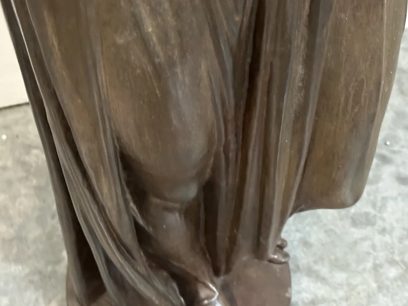 antique val d'osne sculpture featuring elegant details and smooth finishes