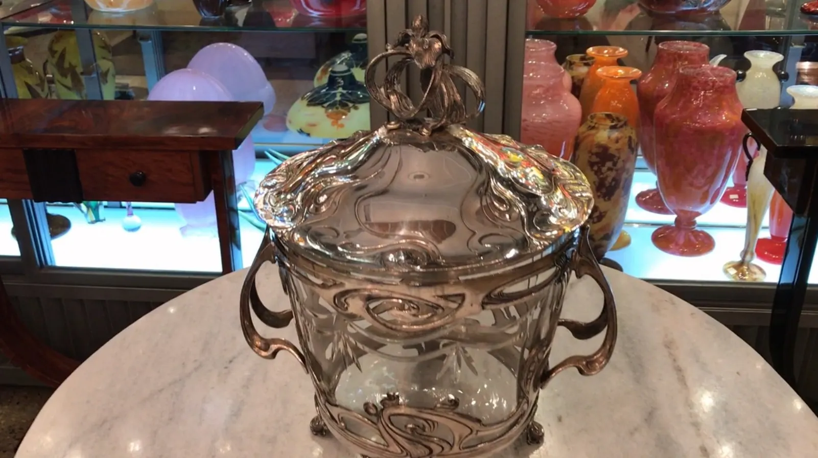 古董wmF潘趣酒碗配有光亮的金属盖