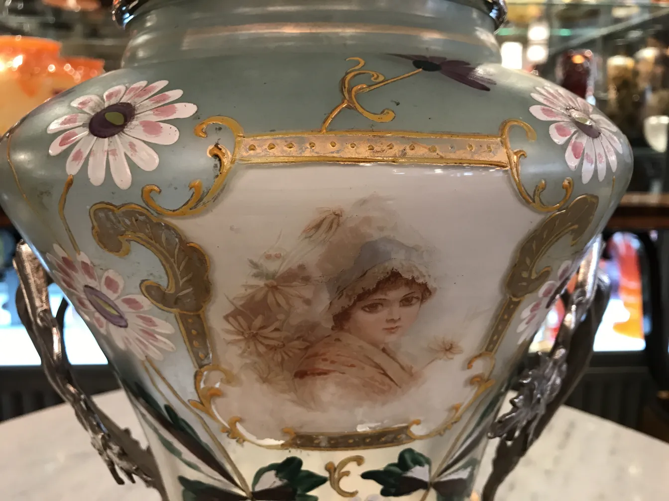 古董潘趣酒碗WMF装饰有花朵