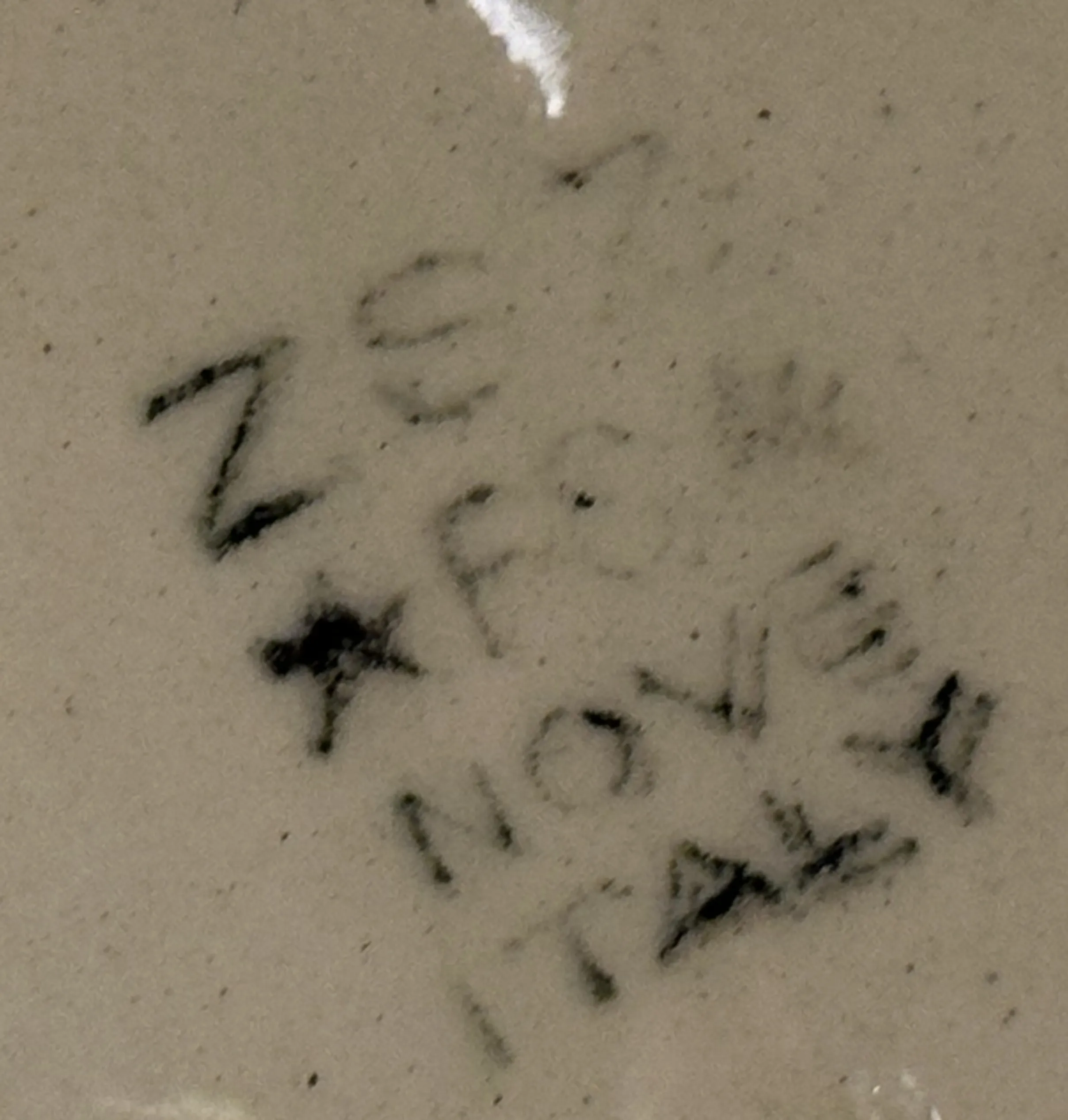 Siegel zsz antik mit italienischen Keramikmarkierungen