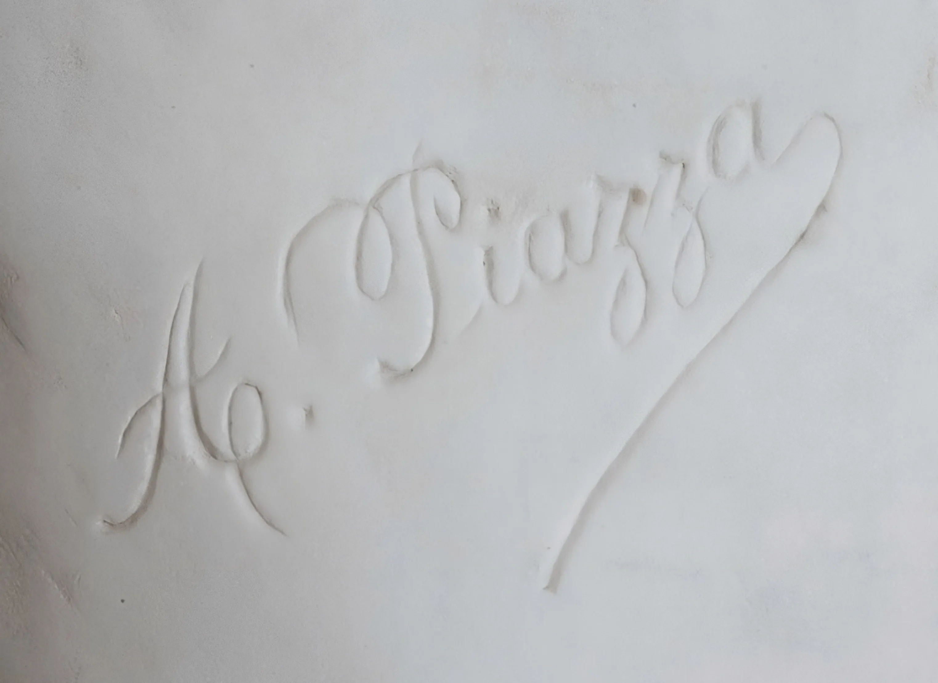Antique seal with the inscription A. Piazza in light color.