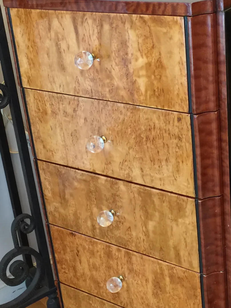 古い引き出し、4つのガラスノブ付き。