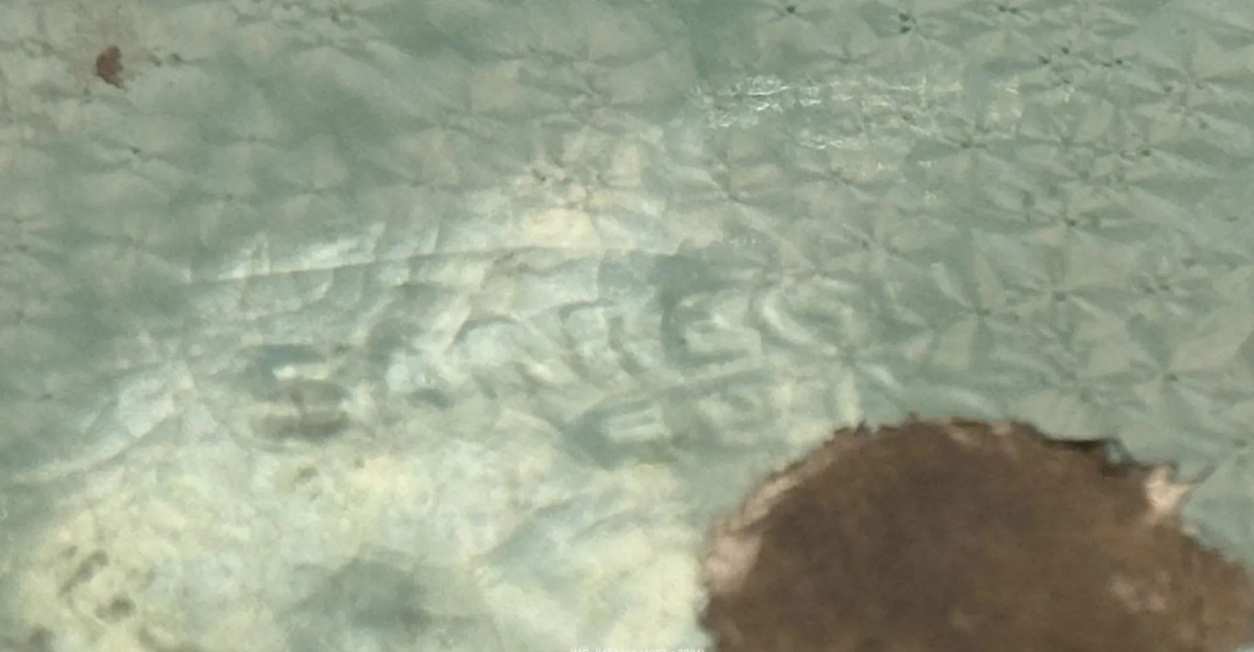 Ceramica antica con dettagli unici e texture distintive