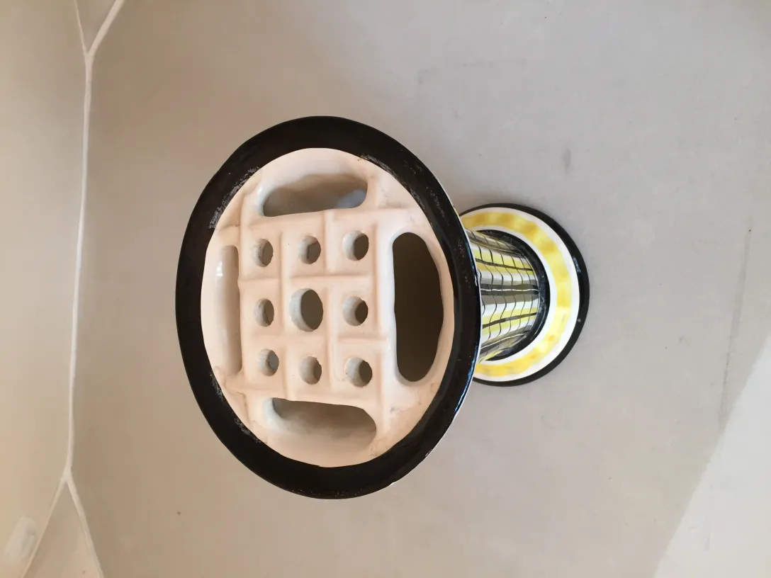 独特细节的古董装饰陶瓷