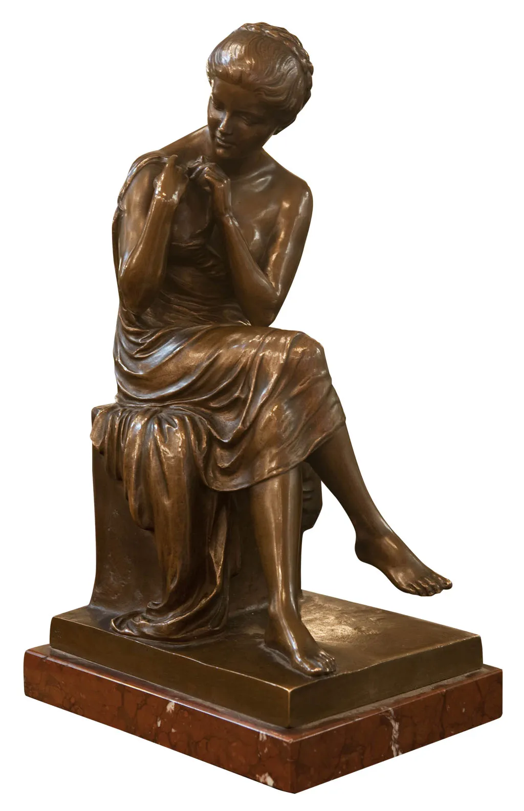 escultura antiga de uma figura feminina sentada em pose relaxada, guss wollenberg schuttz