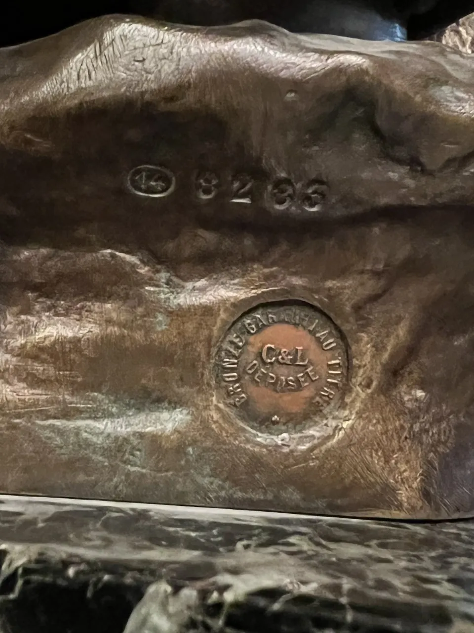 古代青铜雕塑由Giuseppe d'aste，带有细节
