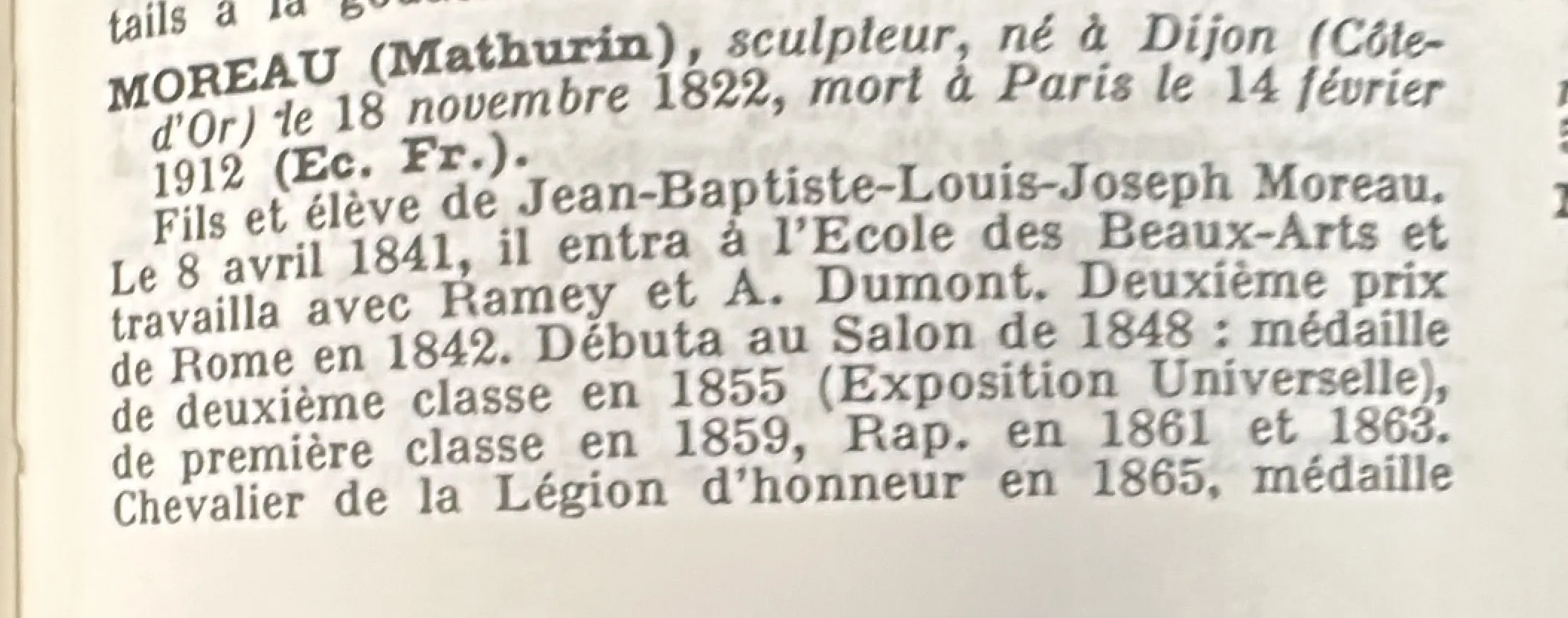 عرض تفصيلي لتمثال قديم من Moreau Mathurin