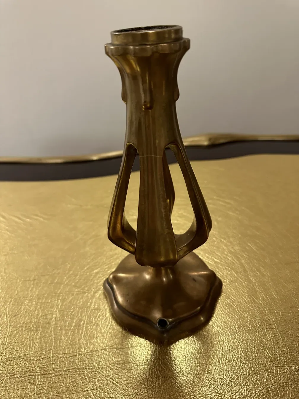 Escritório antigo de Gustave Keller em Orfevre, 22 rue Joubert. Detalhes de design elegante.