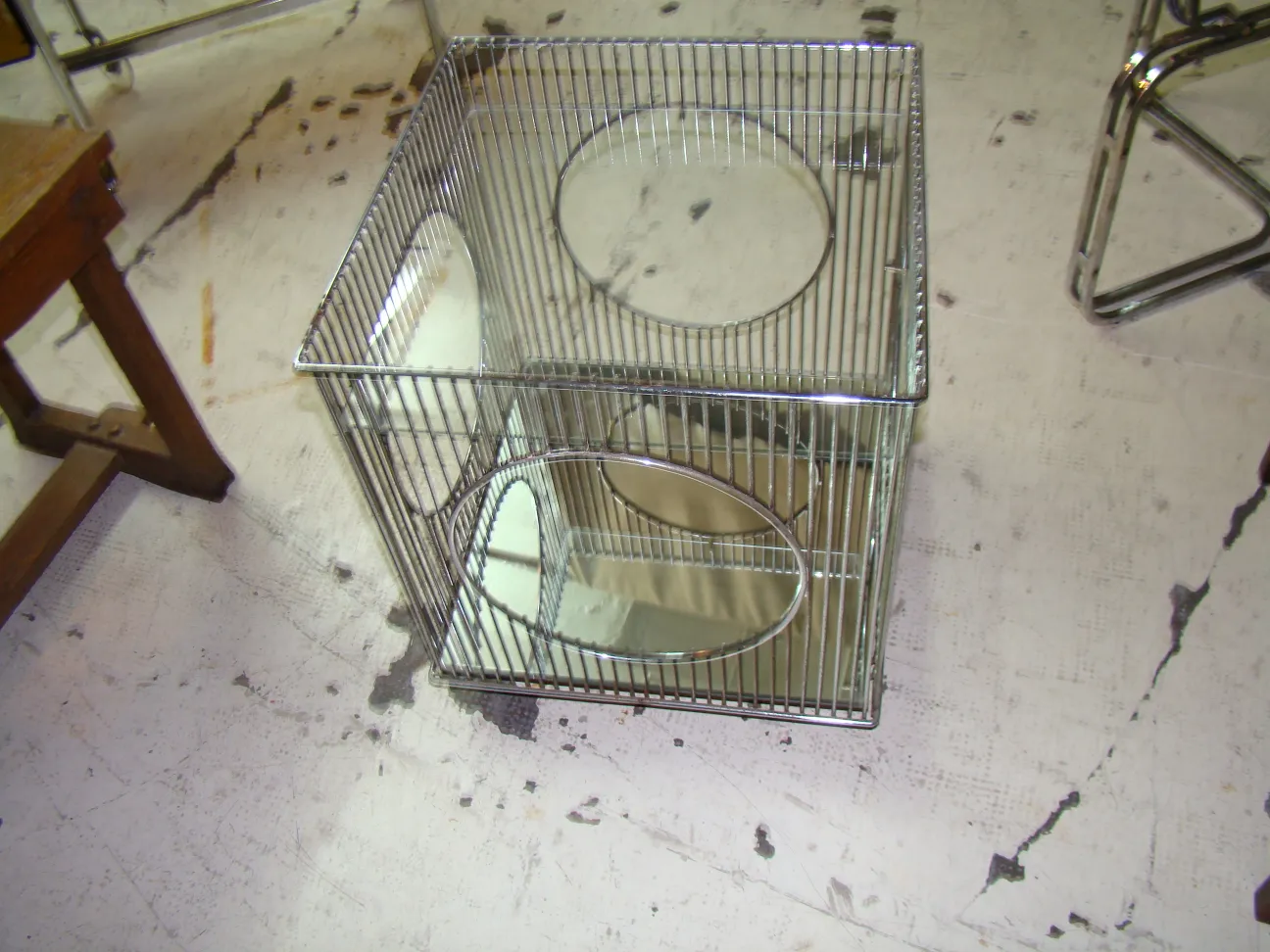 unique antique cocktail trolley design, classic ambiance.