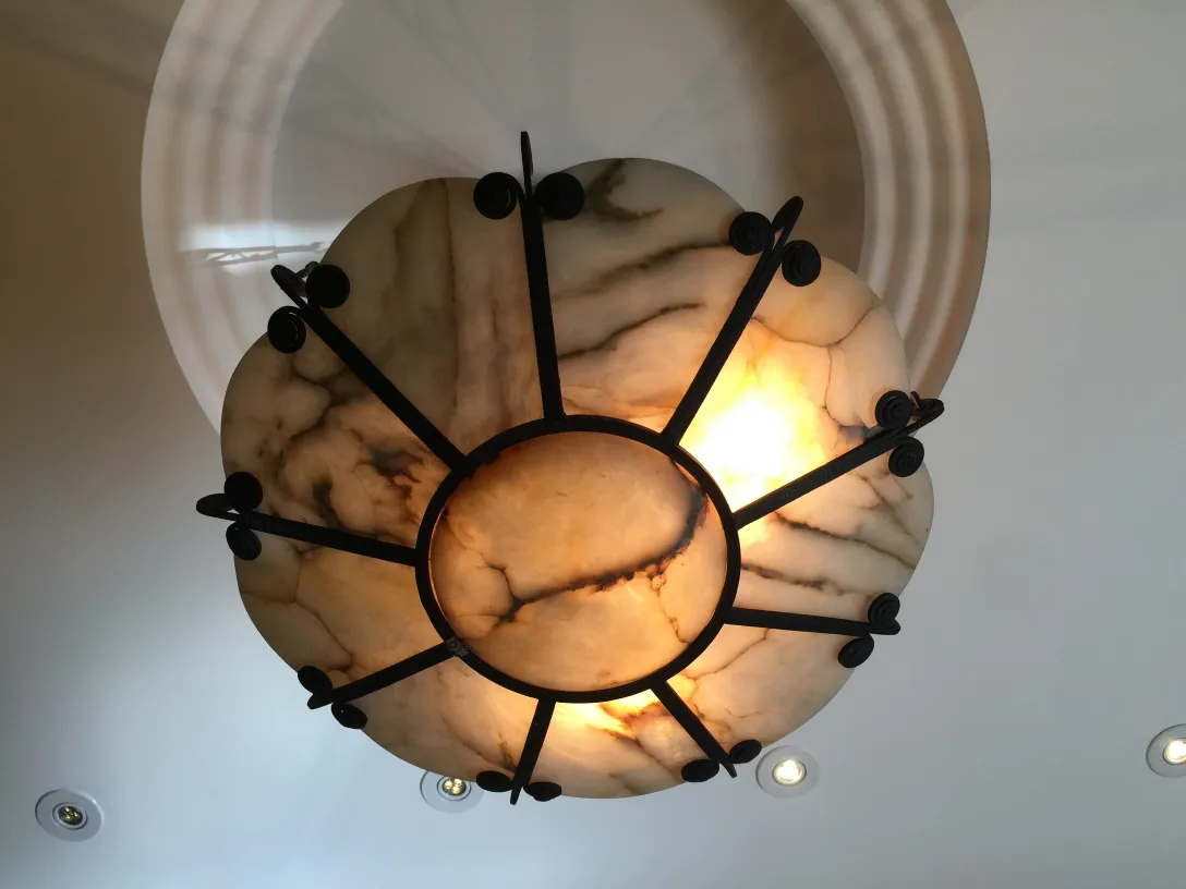Antique hanging lamp in alabaster with elegant details