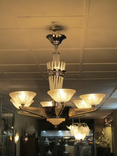 Antica lampada a sospensione Leleu, con più luci e design elegante