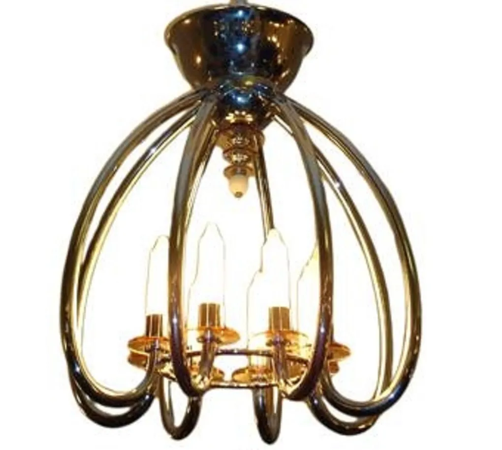 Lustre antique avec un design brillant et élégant