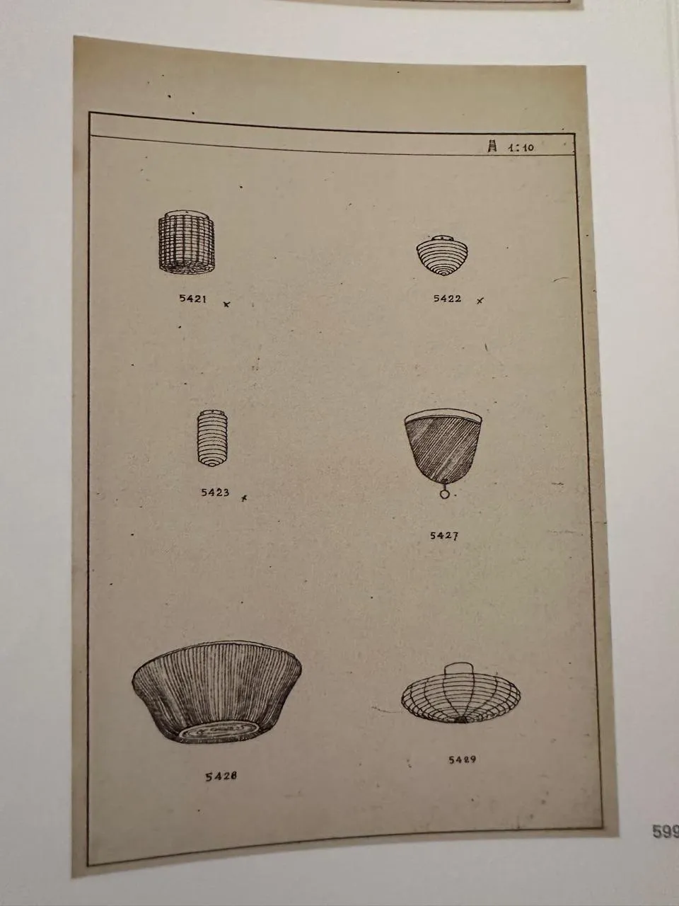 dessin de différentes lampes suspendues anciennes paolo venini sur papier