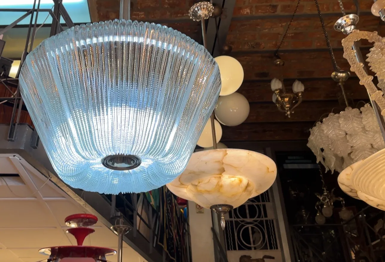 Lampada a sospensione antica paolo venini con design elegante e luminosità