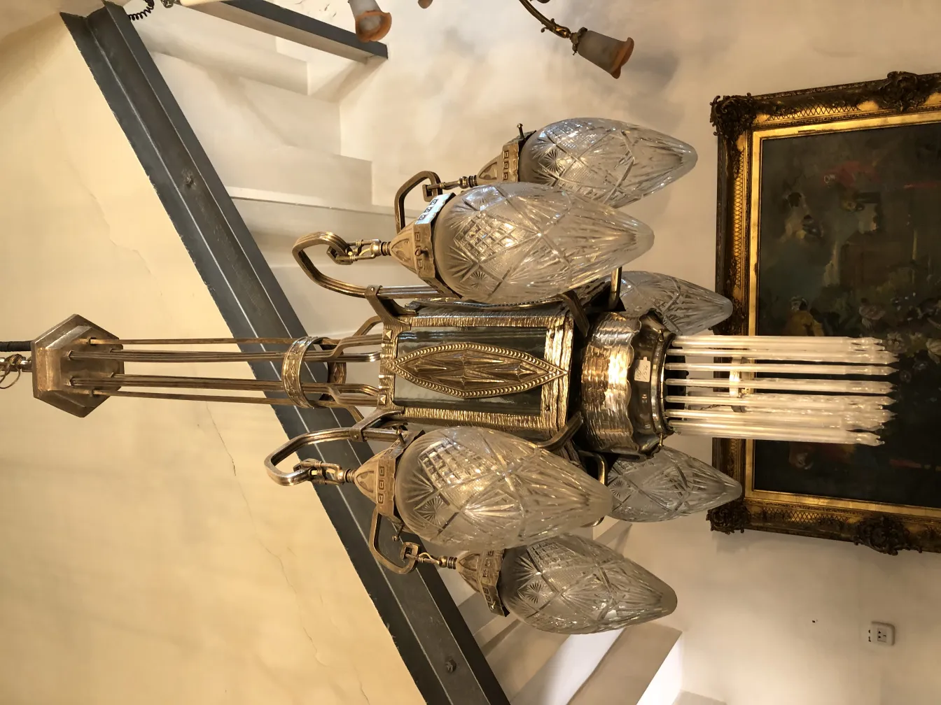 Lampada a sospensione antica con paralumi a forma di fiore