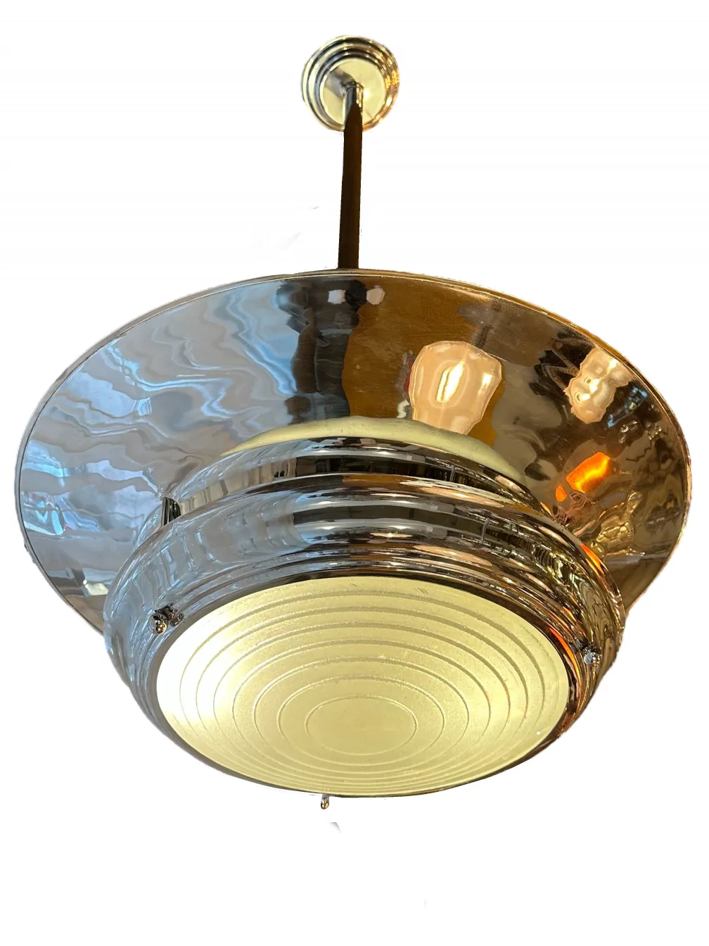 Lâmpada de teto antiga com design brilhante e elegante