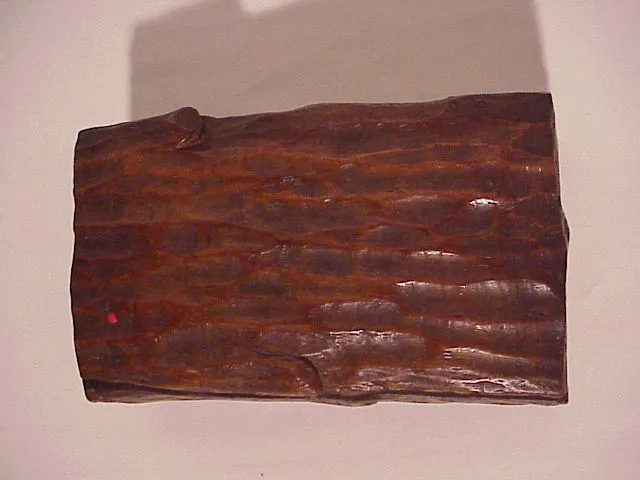 boîte antique en bois avec texture naturelle