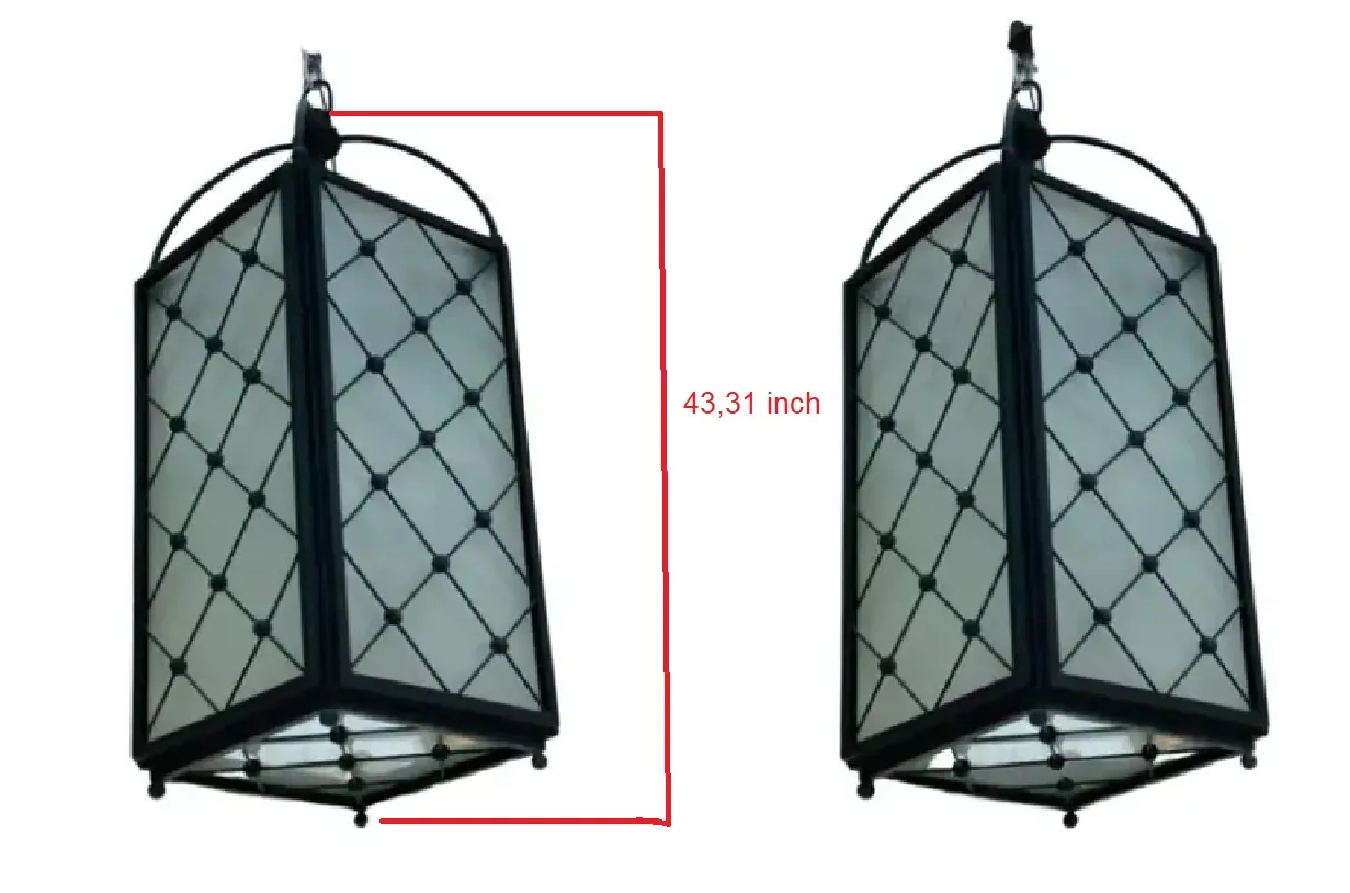 Set mit 2 antiken Lampen im eleganten Dekorationsdesign