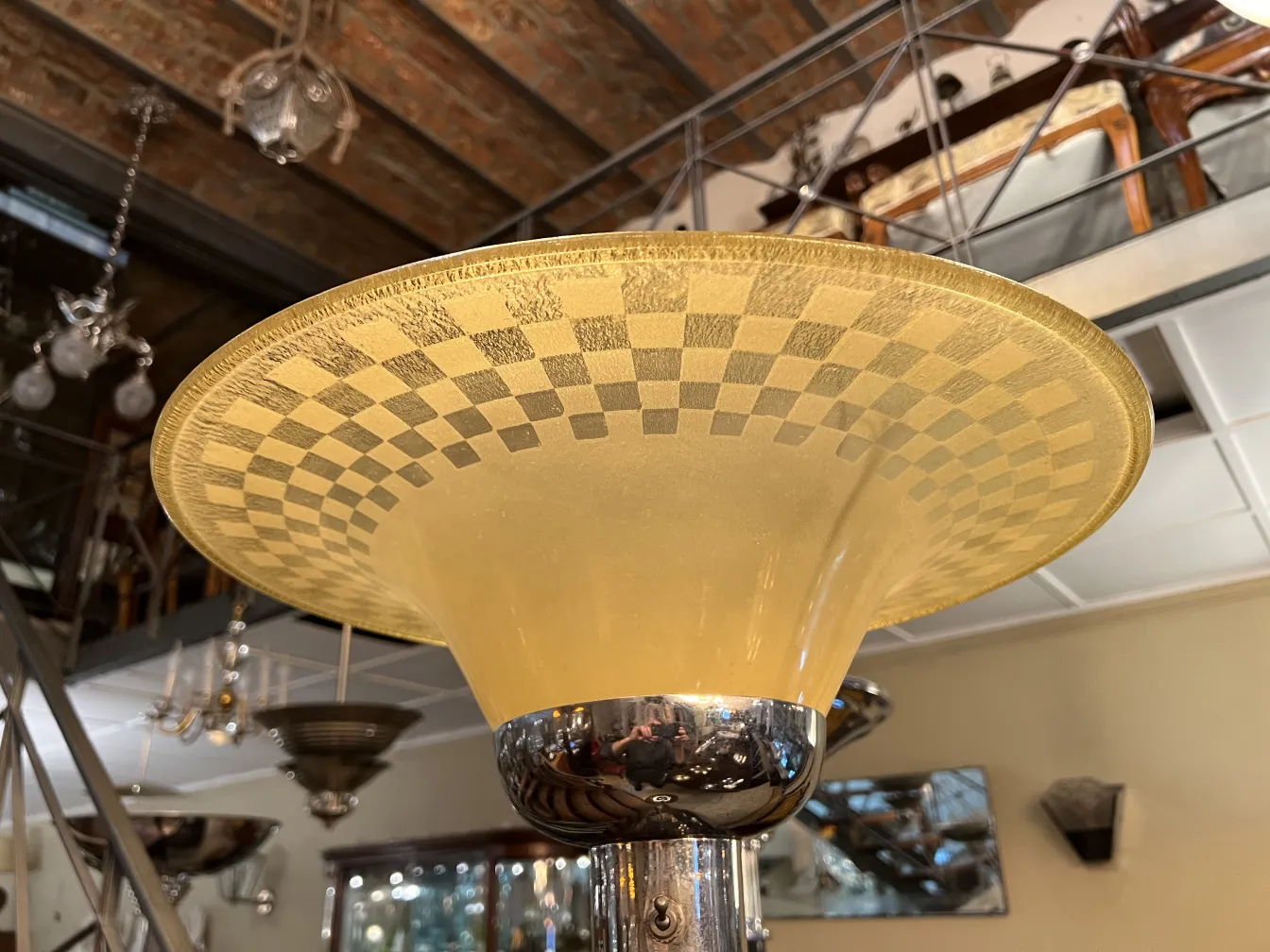 पुरानी फर्श का दीपक WMF के साथ सजावटी छाया