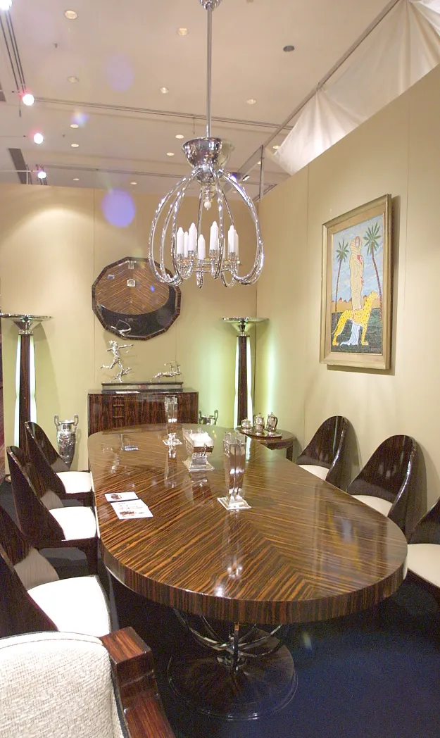 antigas 2 lâmpadas de piso decorativas em ambiente elegante