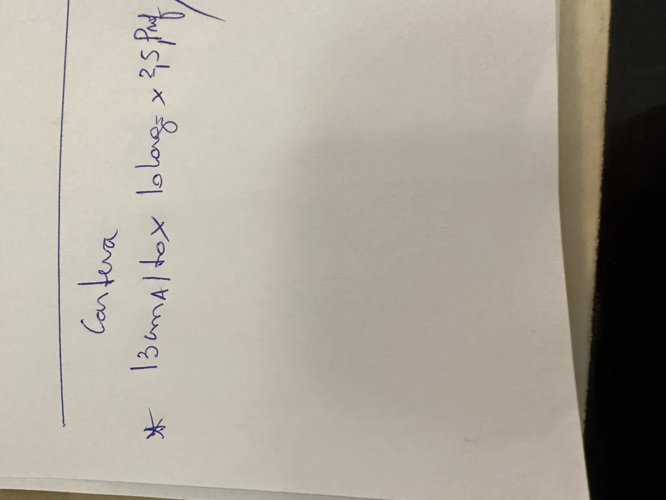 античная сумка с дизайном ар-деко, отличная для повседневного использования.