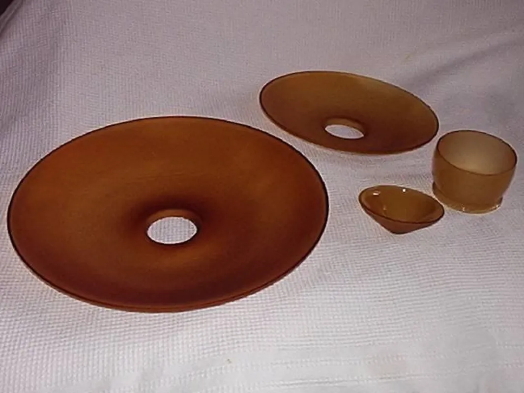 Conjunto de 2 lâmpadas de teto antigas, detalhes de design moderno, ambiente aconchegante.