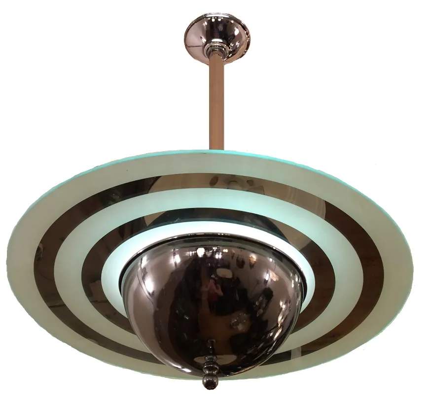 Due lampade a sospensione antiche con design circolare e finitura lucida