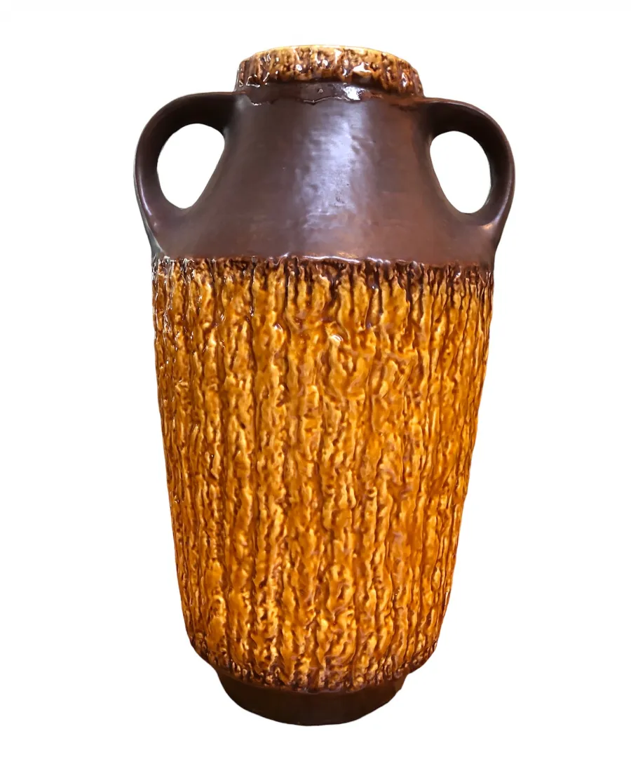 Vaso in ceramica antico con superficie testurizzata in tonalità marrone e dorato, con due manici.