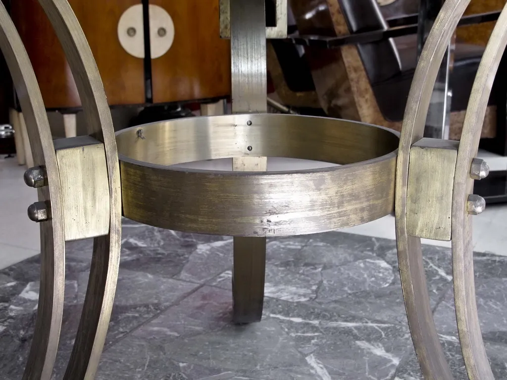 アンティークダイニングテーブルart deco、ユニークなベース