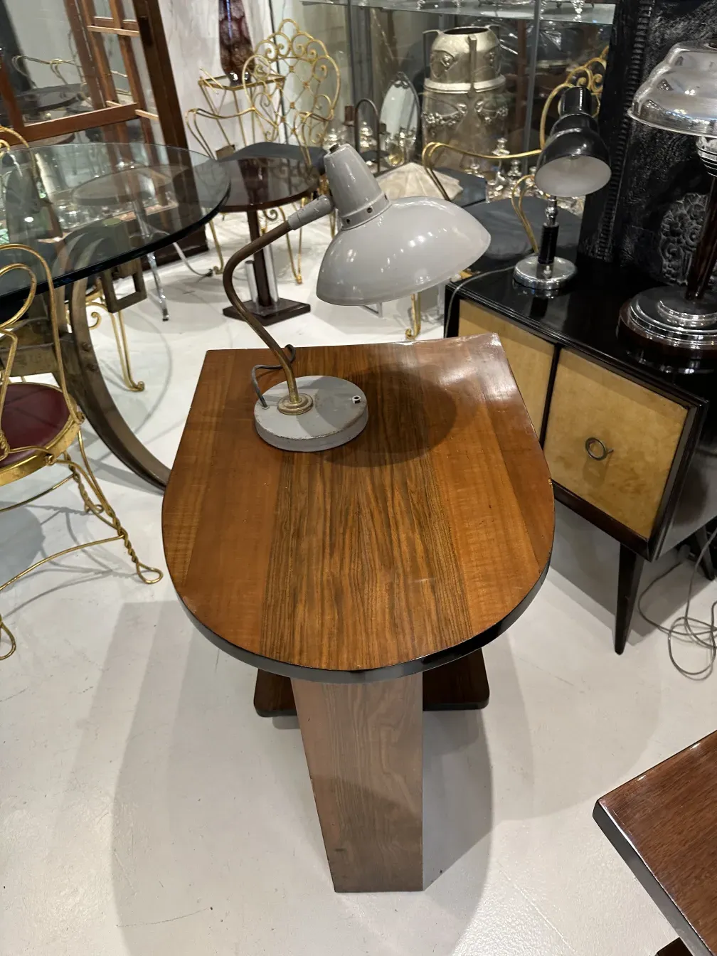 lampe de bureau ancienne avec bras réglable, design élégant