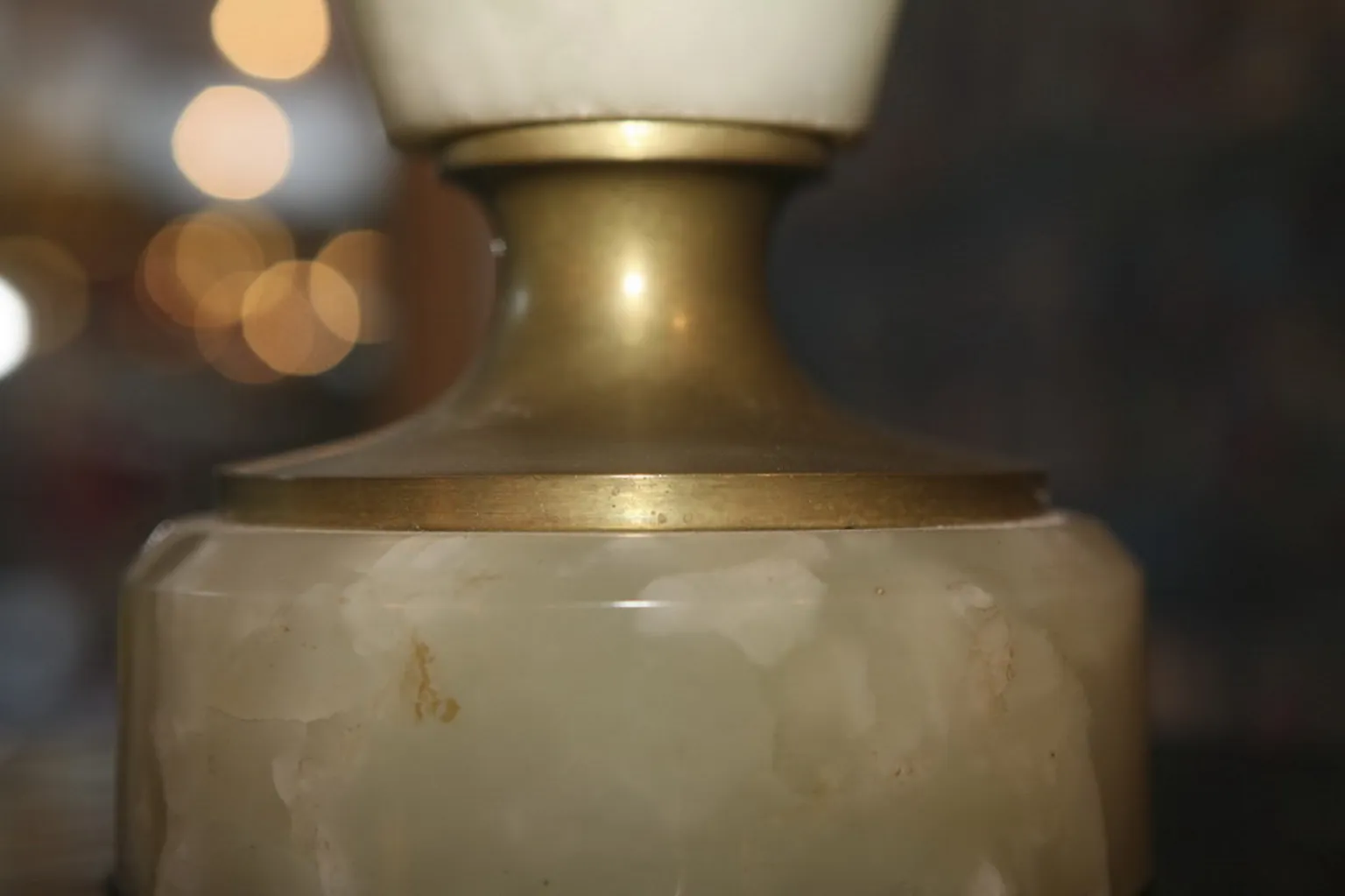 base of antique table lamp, classic design, warm atmosphere