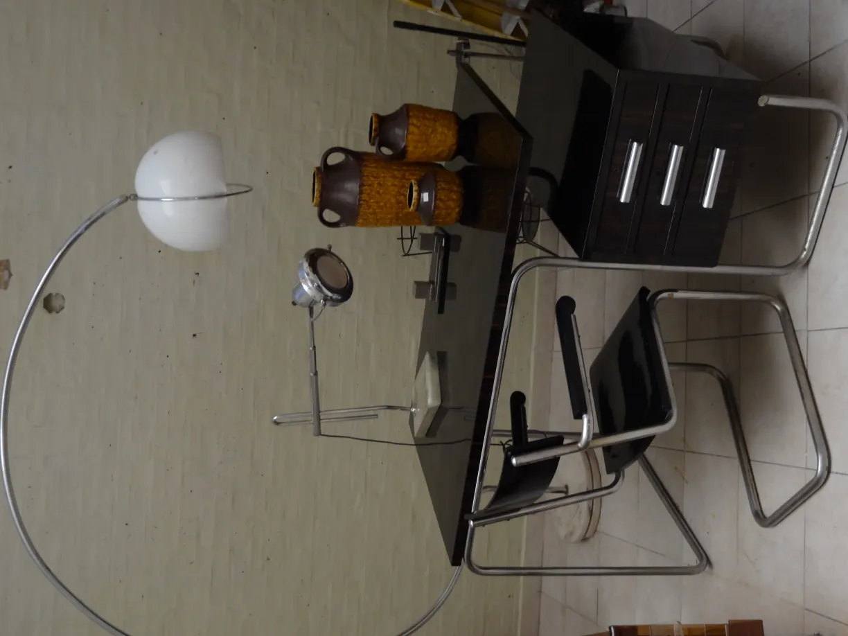 Antique table lamp with elegant design in modern office.