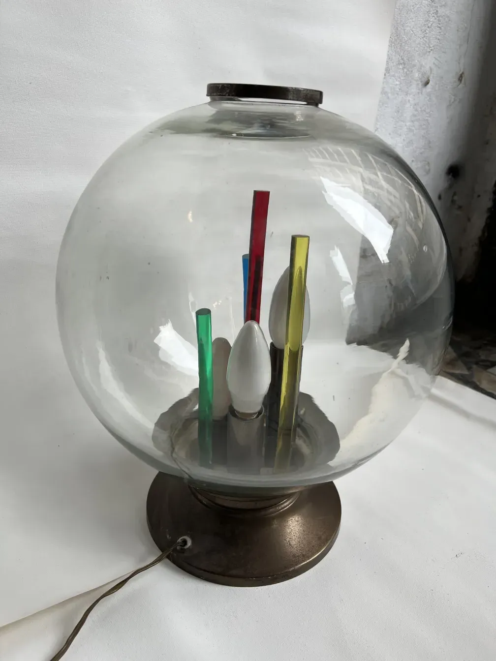 lampe de bureau avec verre clair et couleurs douces