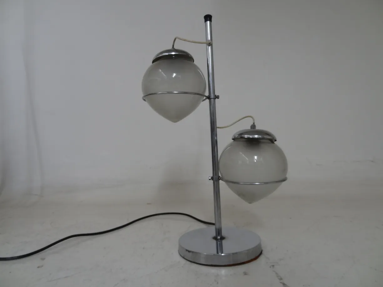 antique table lamp with two spherical shades