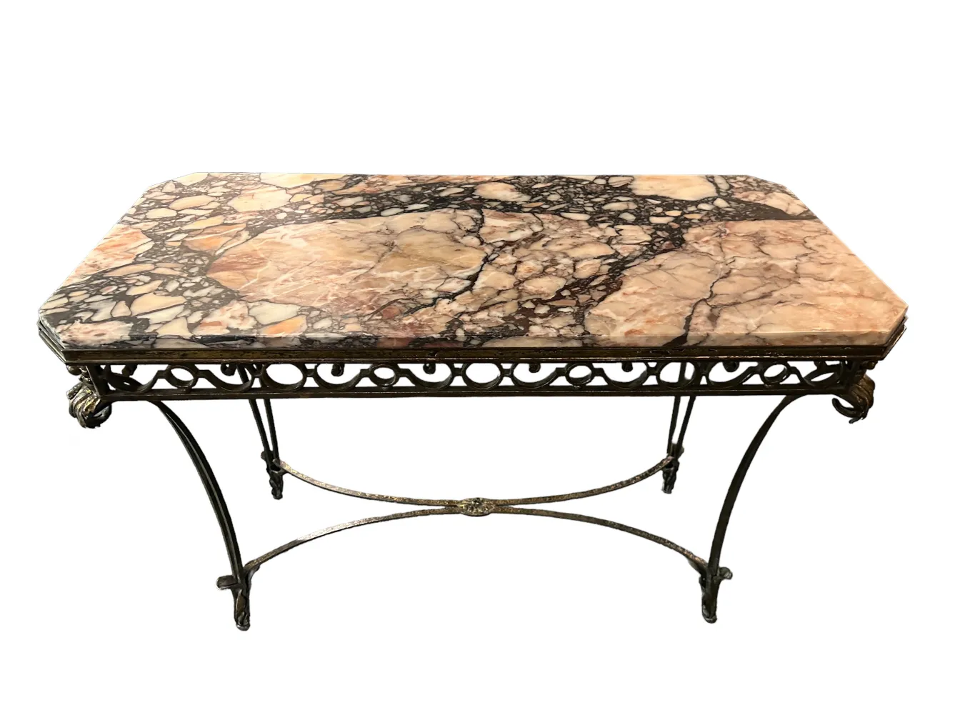 console antica decorativa con superficie dettagliata