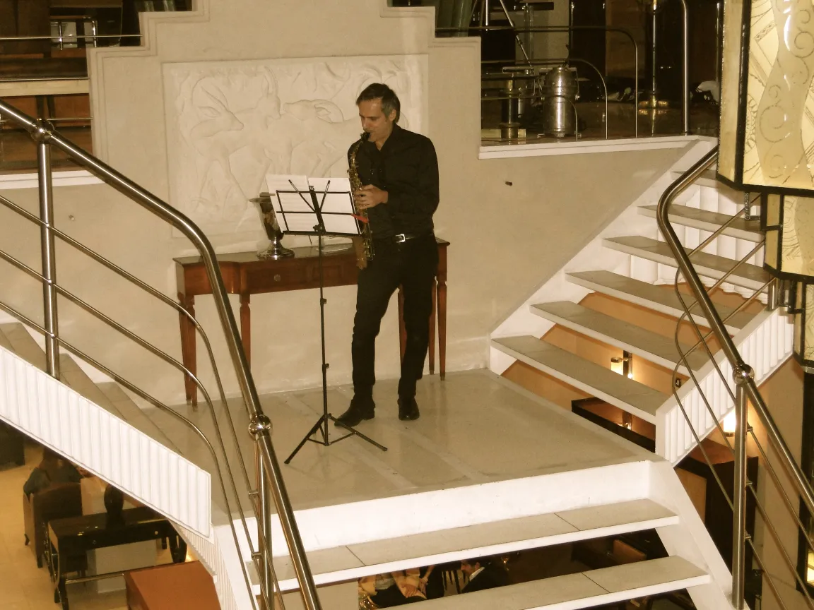 Musique live près d'un ancien dresuar comte